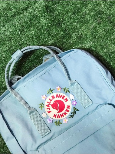 Fjallraven Kanken –  Sky Blue / Sakura and Leaf 